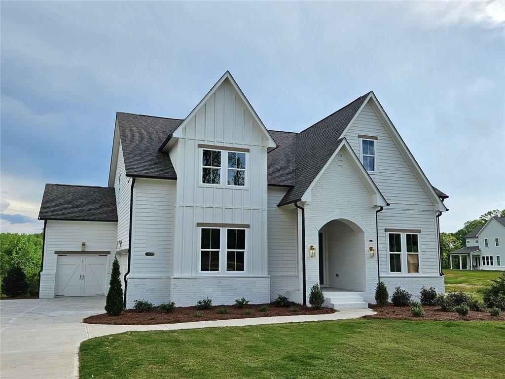 6490 Mockingbird Road