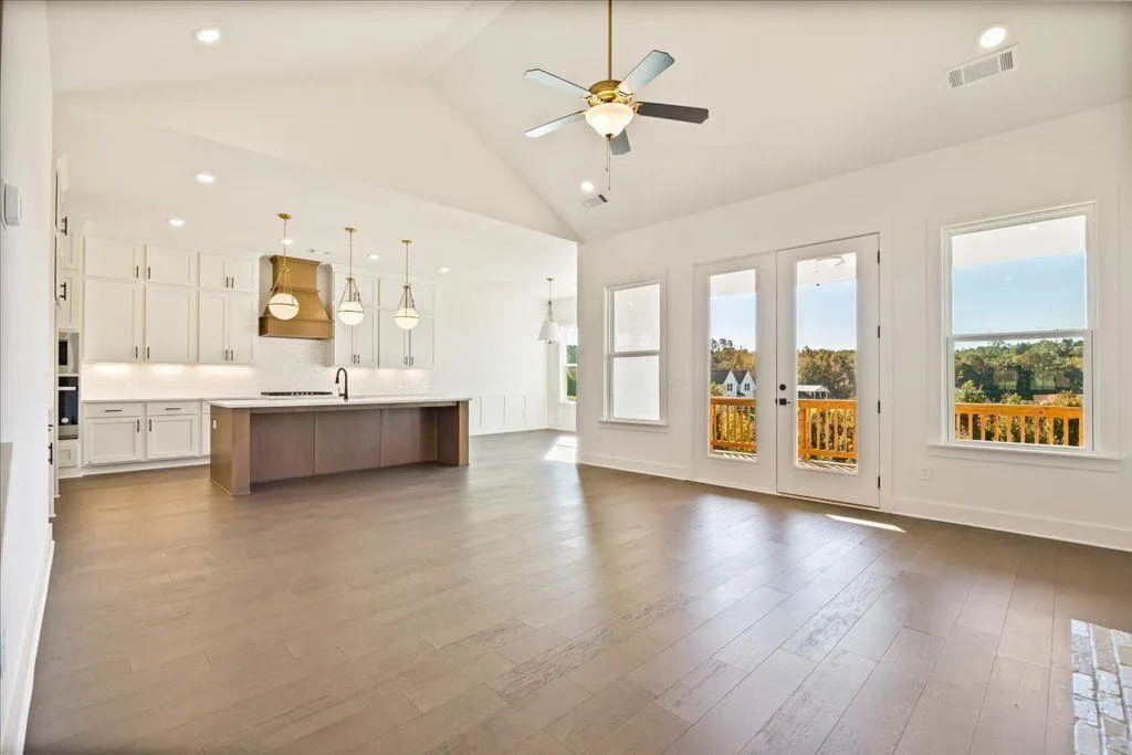 Cumming, Georgia 30028, United States, 4 Bedrooms Bedrooms, ,4 BathroomsBathrooms,Residential,Active,115803