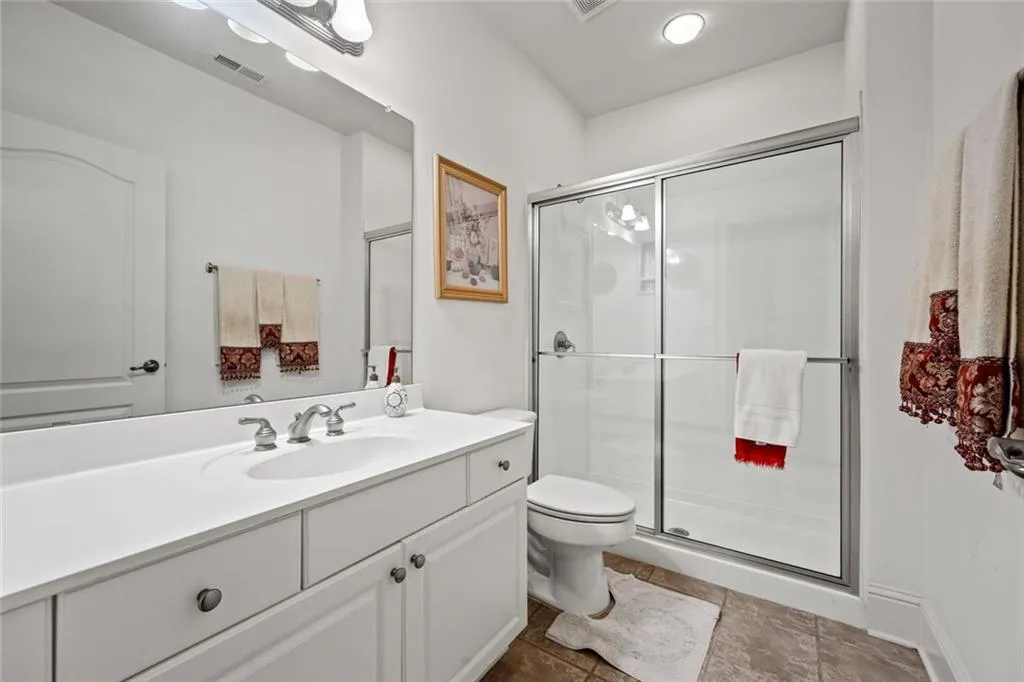 McDonough, Georgia 30253, United States, 7 Bedrooms Bedrooms, ,5 BathroomsBathrooms,Residential,Active,252001