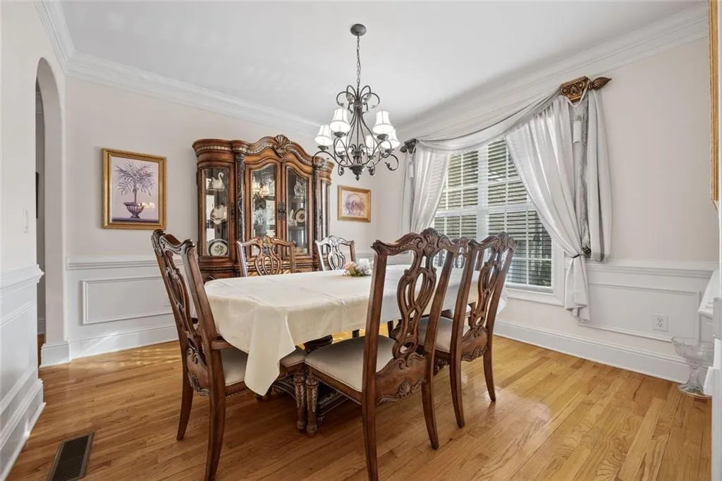 McDonough, Georgia 30253, United States, 7 Bedrooms Bedrooms, ,5 BathroomsBathrooms,Residential,Active,252001