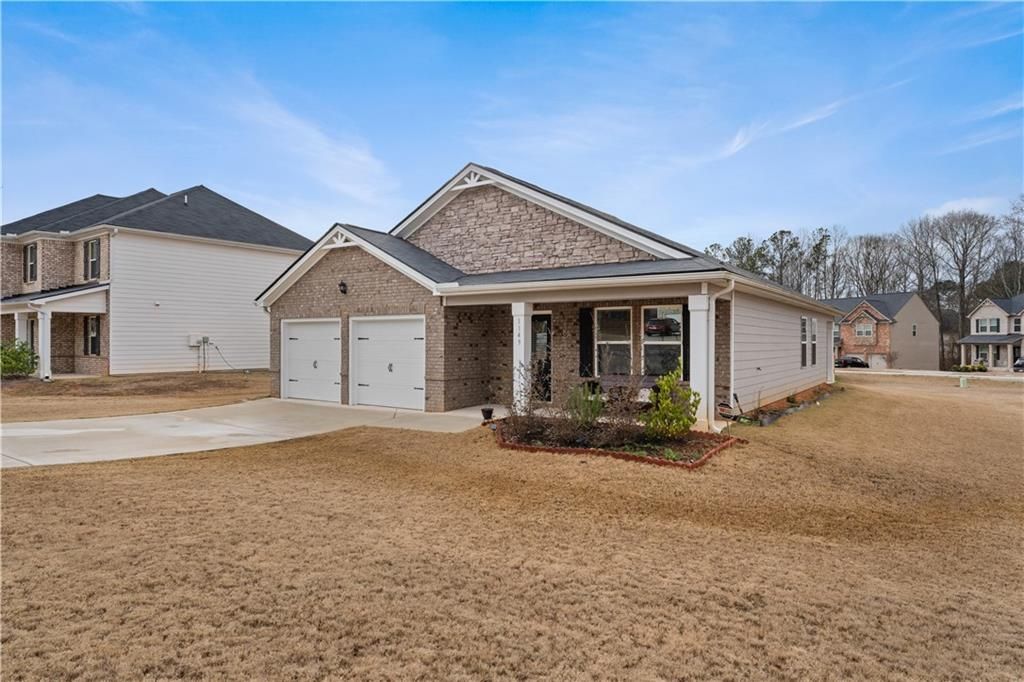 Photo of 1149 Bluecoat Circle, Hampton, GA 30228 (MLS # 7703890)