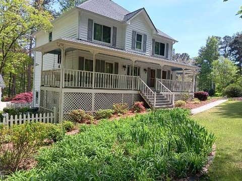 Homes For Sale - 3970 Governors Circle<br/> Walton County, Loganville, GA 30052