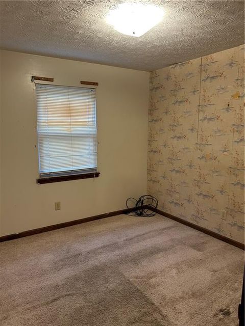 182 Iris Court Riverdale GA 30274