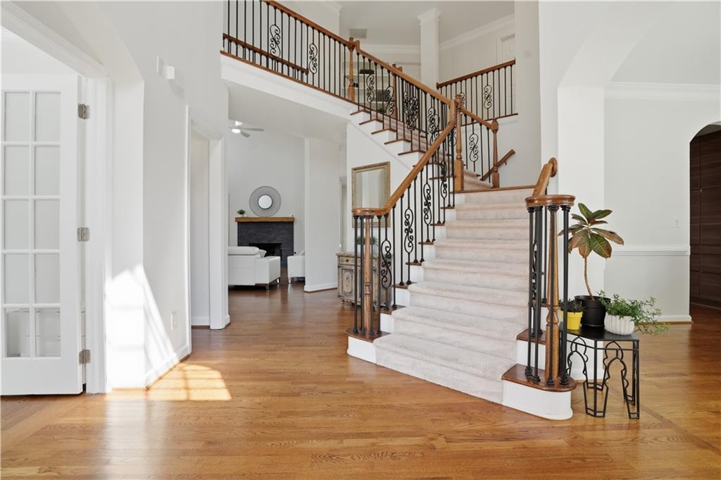 12350 Broadleaf Lane