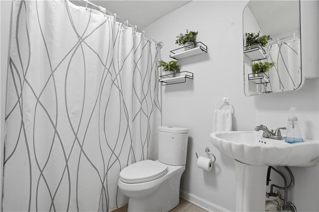 12350 Broadleaf Lane