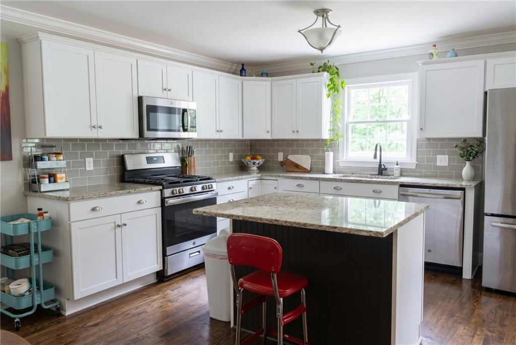 1225 Dewberry Lane