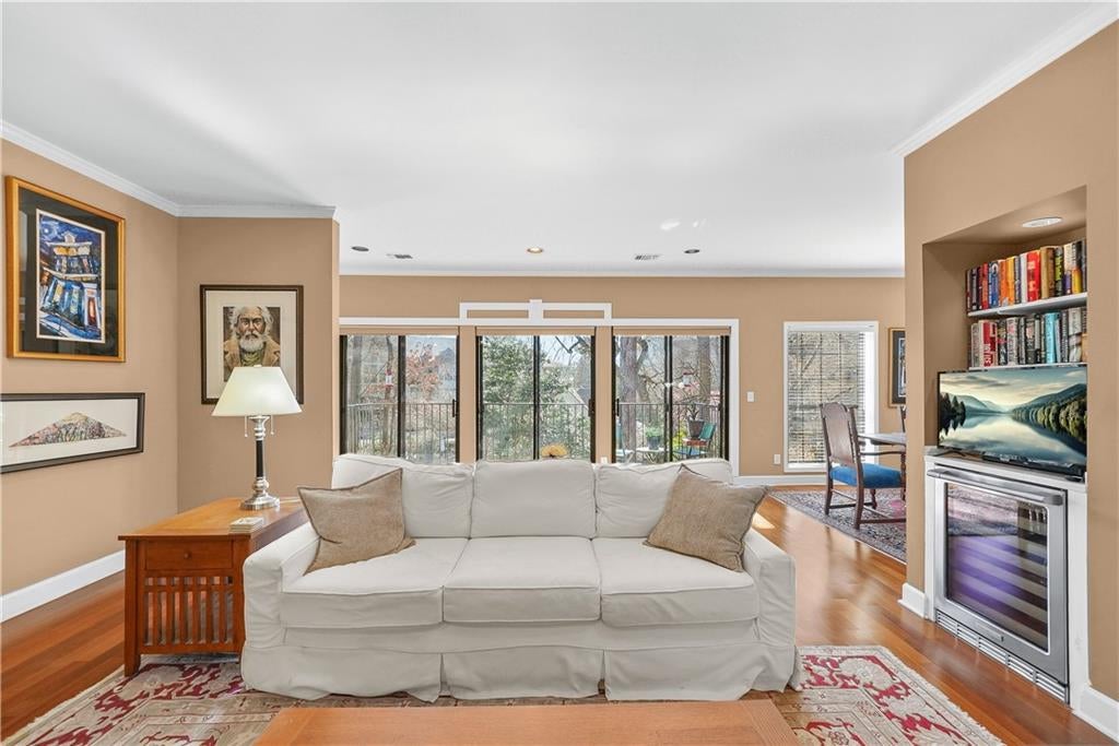 3071 Lenox Road NE 19