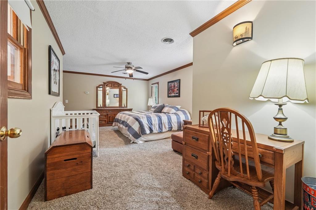 Brentwood Hills - Residential
