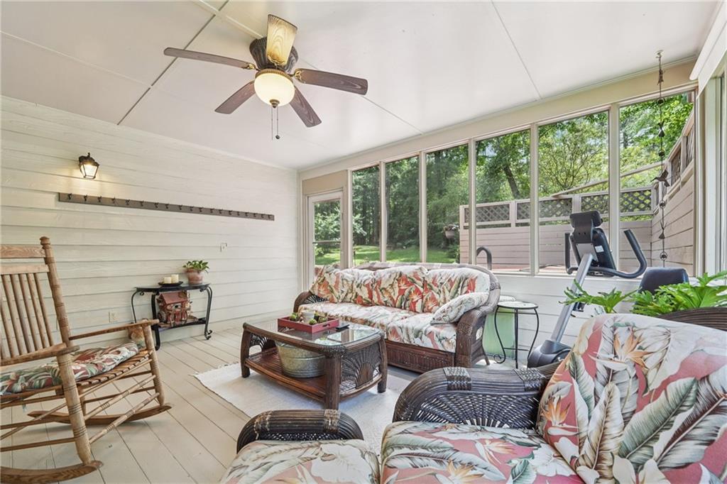 Brentwood Hills - Residential