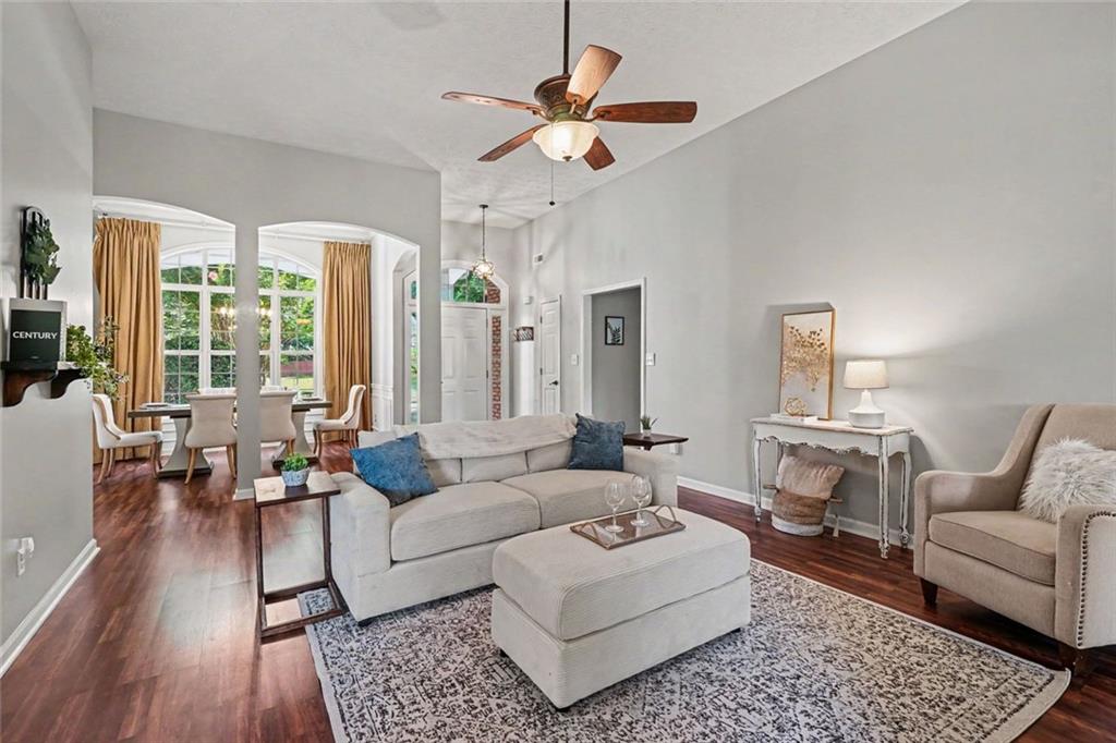 1621 Cregon Court