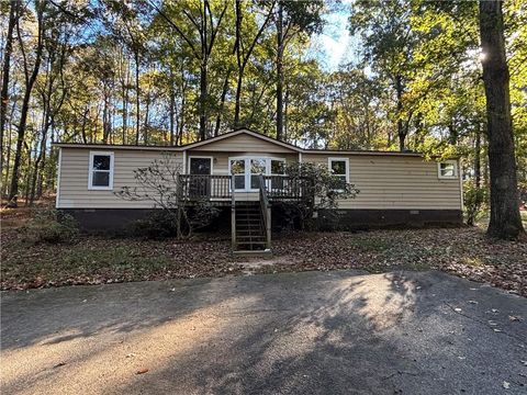 Photo of 4870 Dahlonega Highway, Cumming, GA 30028 (MLS # 7675472)