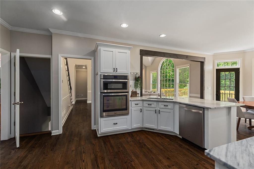 138 Grand Avenue, Suwanee, Georgia image 19