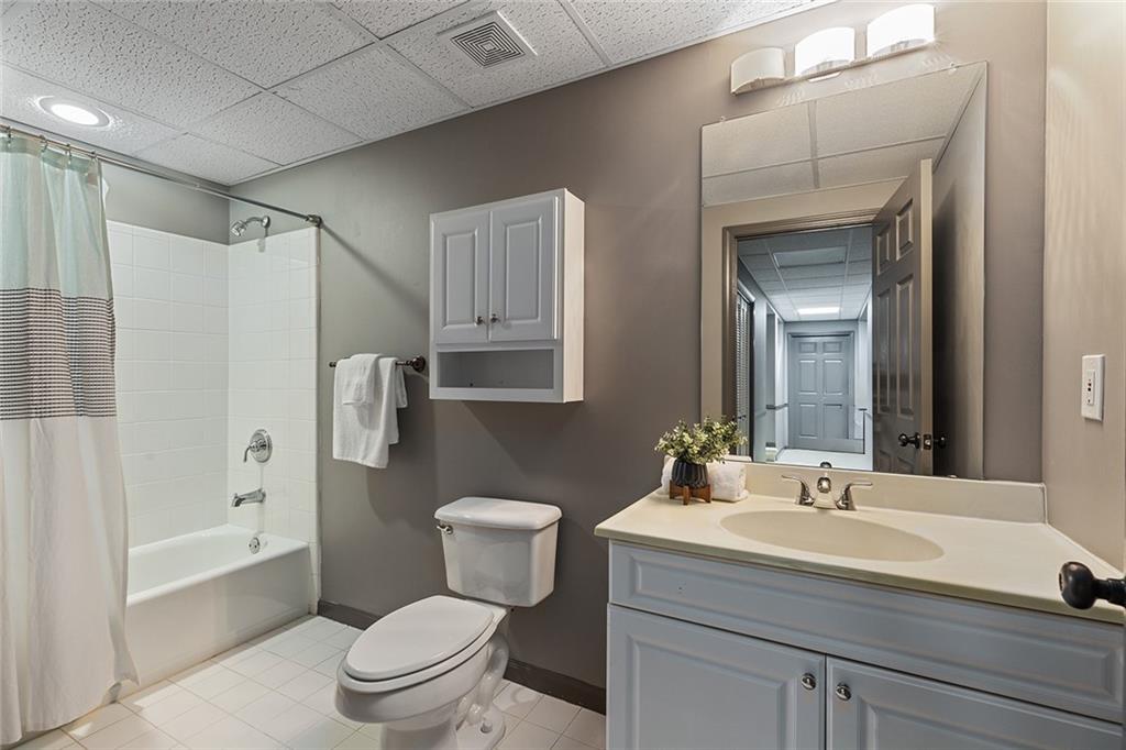 138 Grand Avenue, Suwanee, Georgia image 46