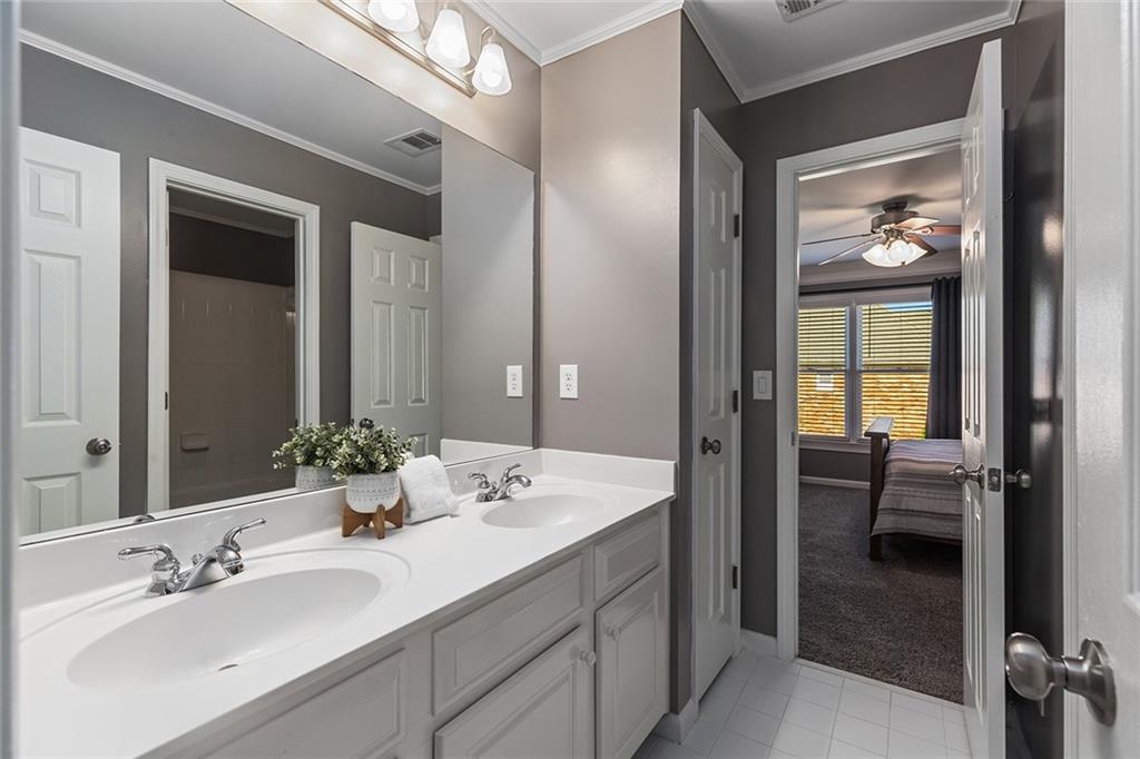 138 Grand Avenue, Suwanee, Georgia image 36