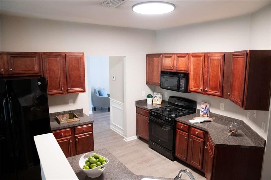 1045 Pebble Creek Trail