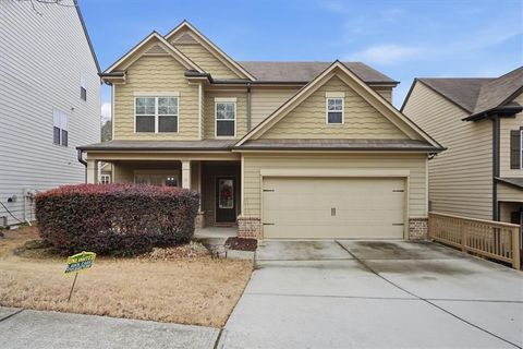 Homes For Sale - 5050 Glencliff Drive<br/> Sugar Hill, GA 30518