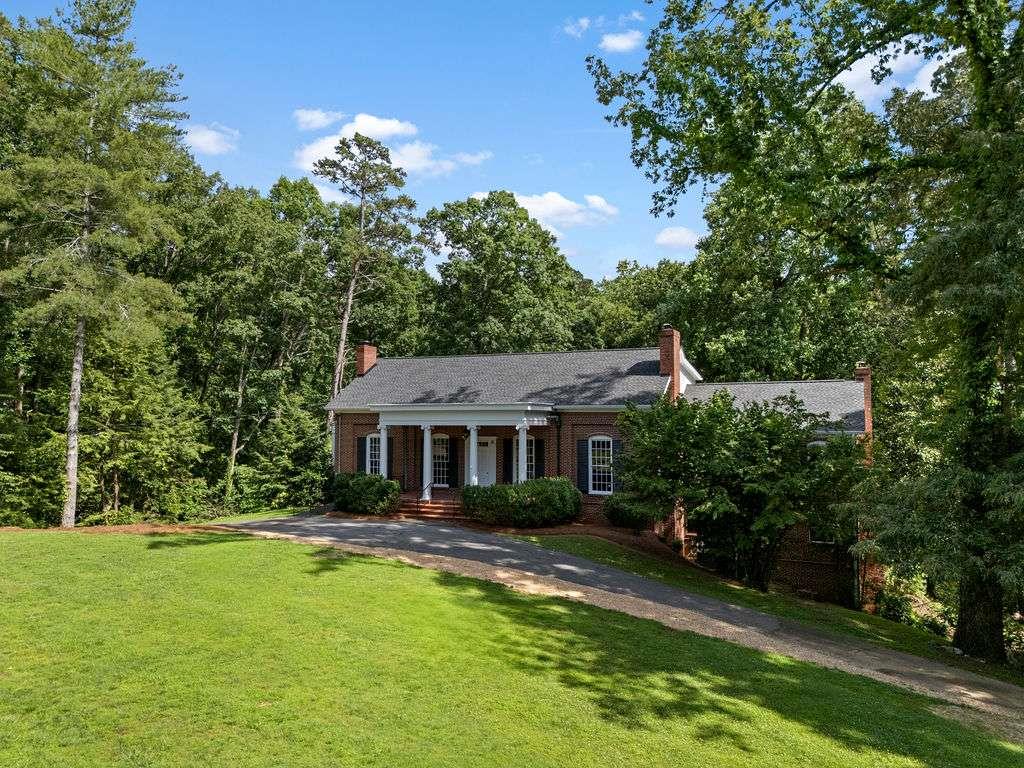 21 Rockridge Road