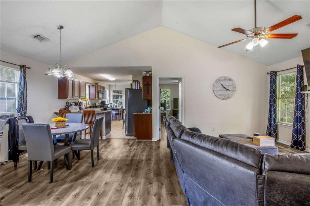1286 Waterton Trail
