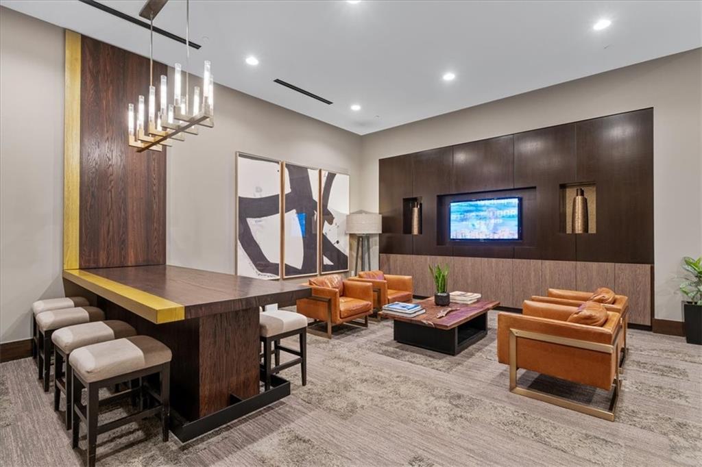 855 Peachtree Street NE 2713