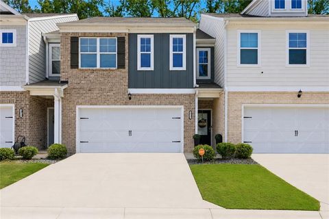 Townhouse For Sale - 1812 Fabian Way<br/> Austell, GA 30106