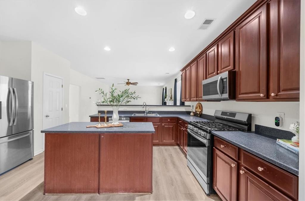 2627 Peach Shoals Circle