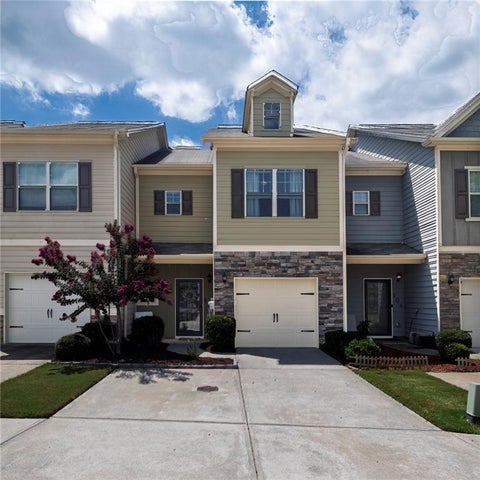 Townhouse For Sale - 308 Valley Crossing<br/> Canton, GA 30114