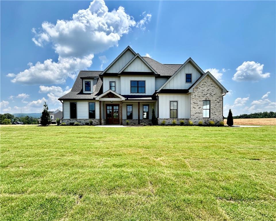 301 Eminence Peak