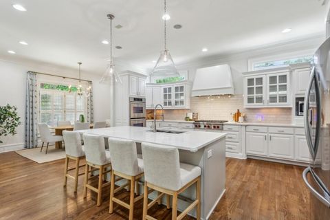 Photo of 1363 Sylvan Cir, Brookhaven, GA 30319 (MLS # 7624837)