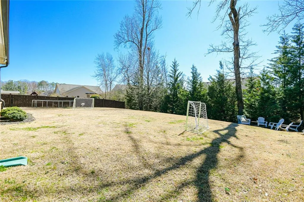 Alpharetta, Georgia 30004, United States, 5 Bedrooms Bedrooms, ,5 BathroomsBathrooms,Residential,Active,117567