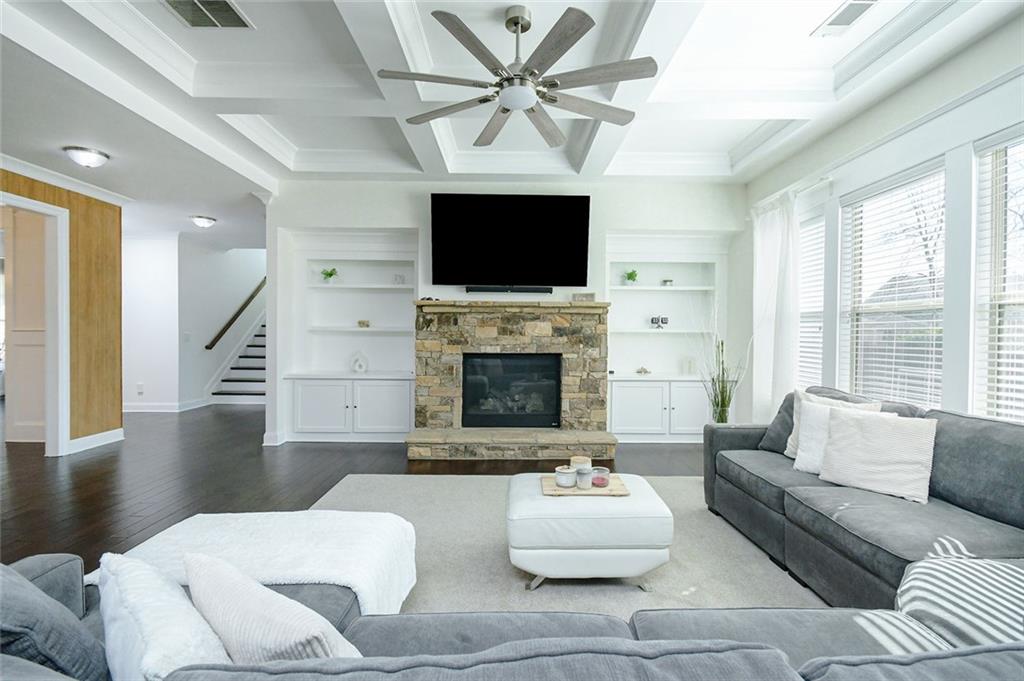 BLACKWELL MANOR - Residential