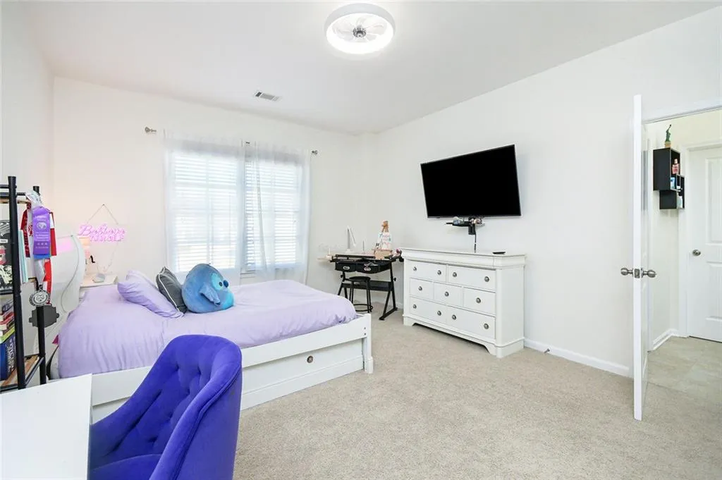 Alpharetta, Georgia 30004, United States, 5 Bedrooms Bedrooms, ,5 BathroomsBathrooms,Residential,Active,117567