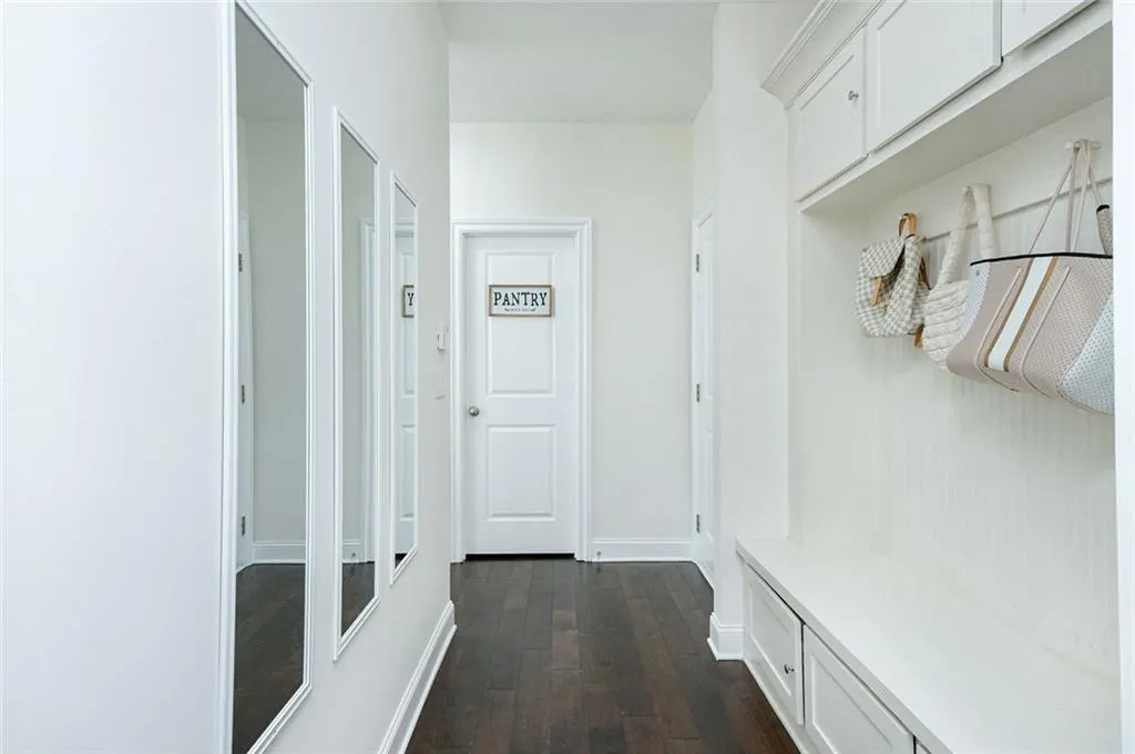 Alpharetta, Georgia 30004, United States, 5 Bedrooms Bedrooms, ,5 BathroomsBathrooms,Residential,Active,117567