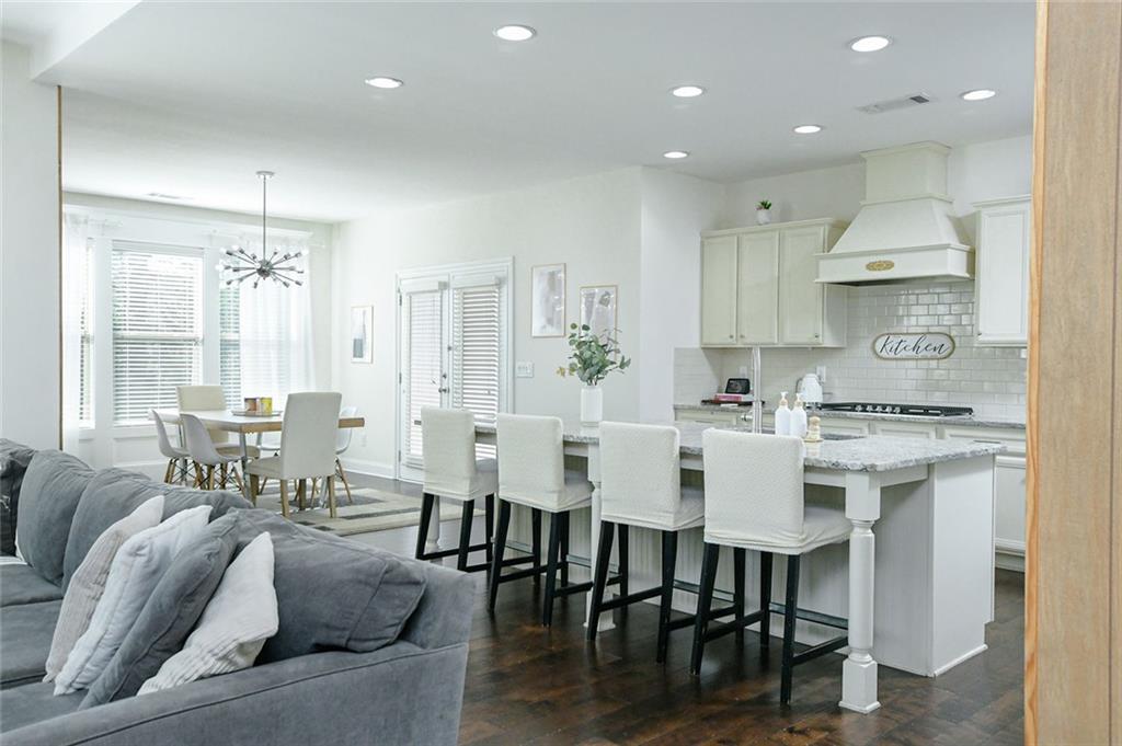 BLACKWELL MANOR - Residential