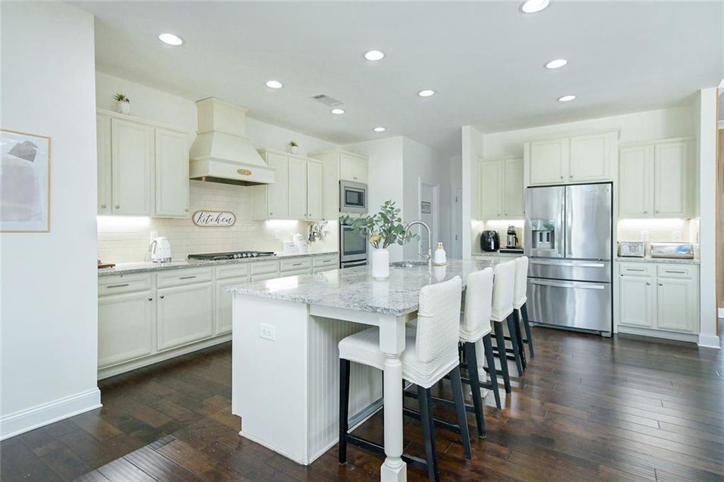 BLACKWELL MANOR - Residential