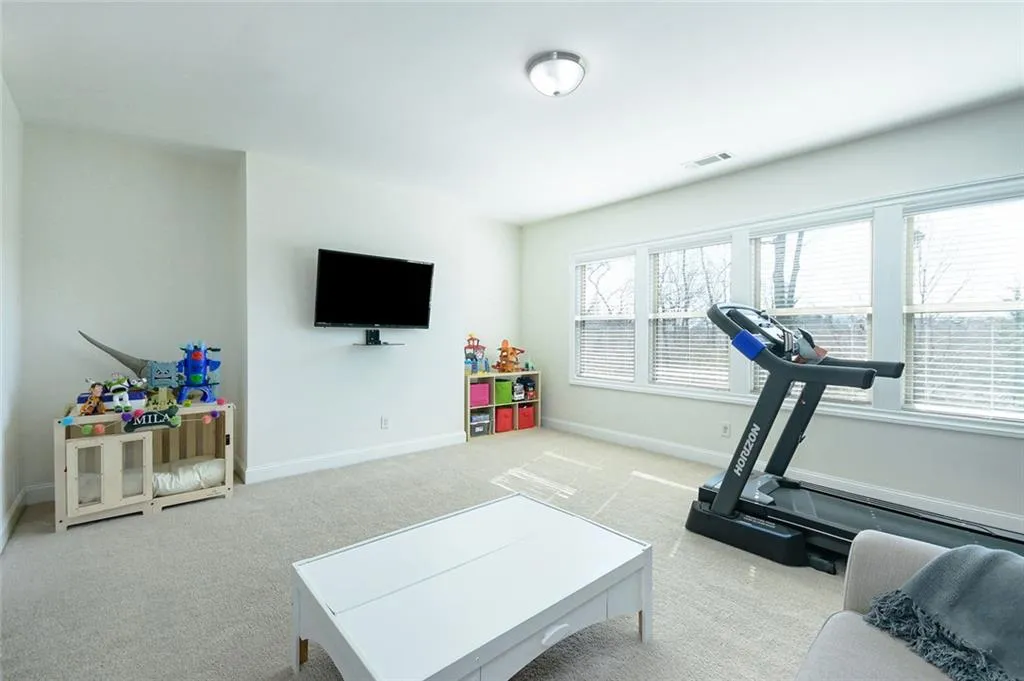 Alpharetta, Georgia 30004, United States, 5 Bedrooms Bedrooms, ,5 BathroomsBathrooms,Residential,Active,117567