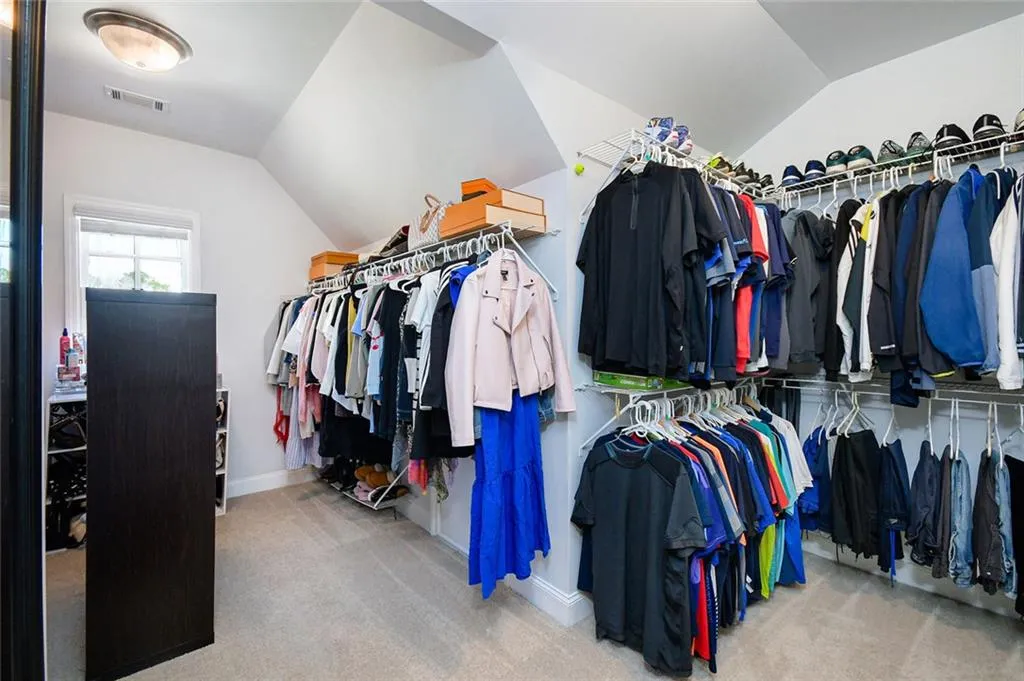 Alpharetta, Georgia 30004, United States, 5 Bedrooms Bedrooms, ,5 BathroomsBathrooms,Residential,Active,117567