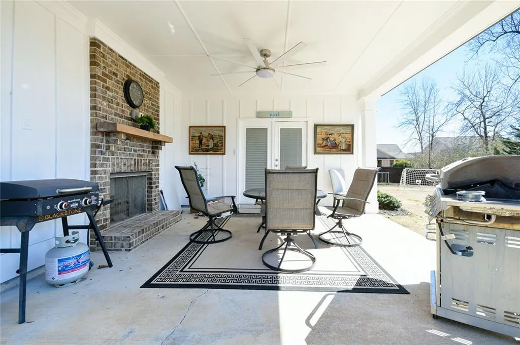 Alpharetta, Georgia 30004, United States, 5 Bedrooms Bedrooms, ,5 BathroomsBathrooms,Residential,Active,117567