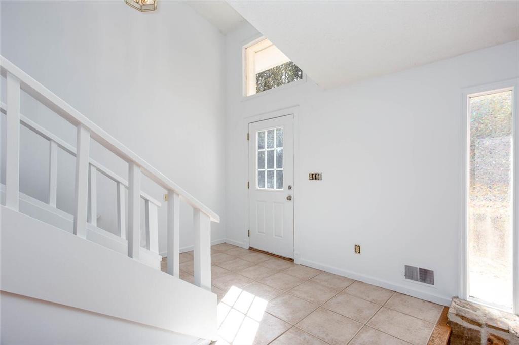 2550 Big Oaks Drive SW