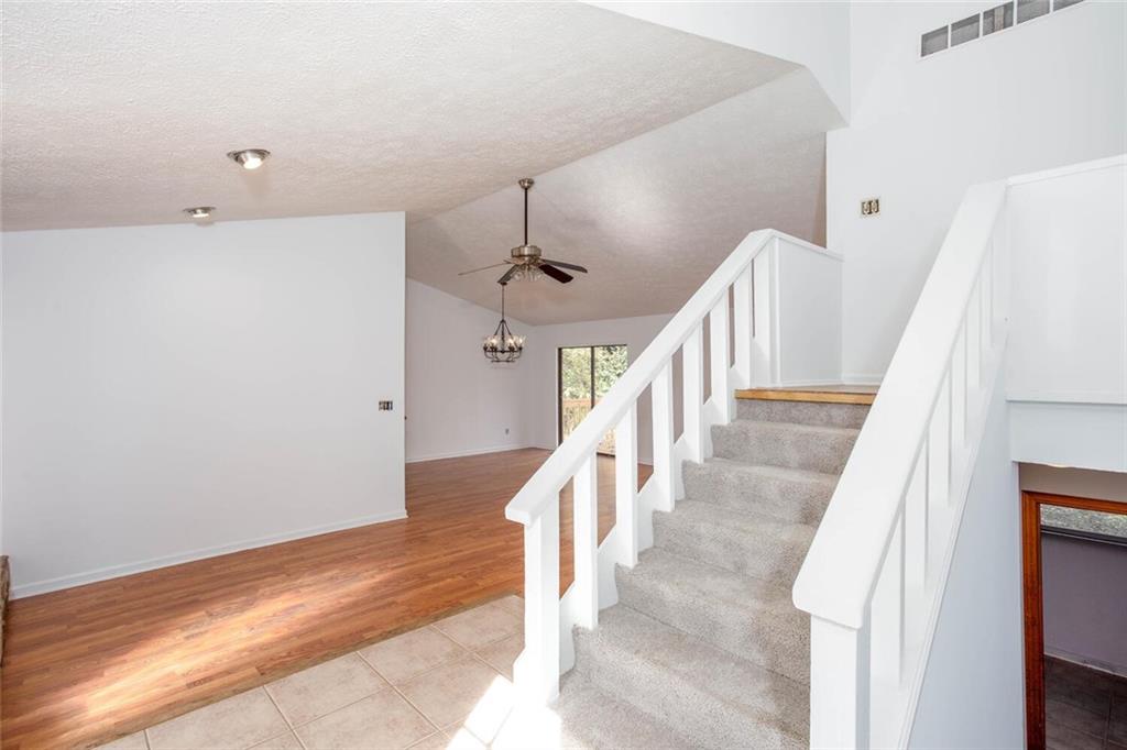 2550 Big Oaks Drive SW