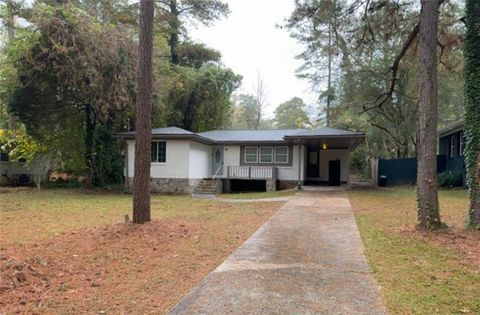 Photo of 3340 Pinehill Drive, Decatur, GA 30032 (MLS # 7701671)