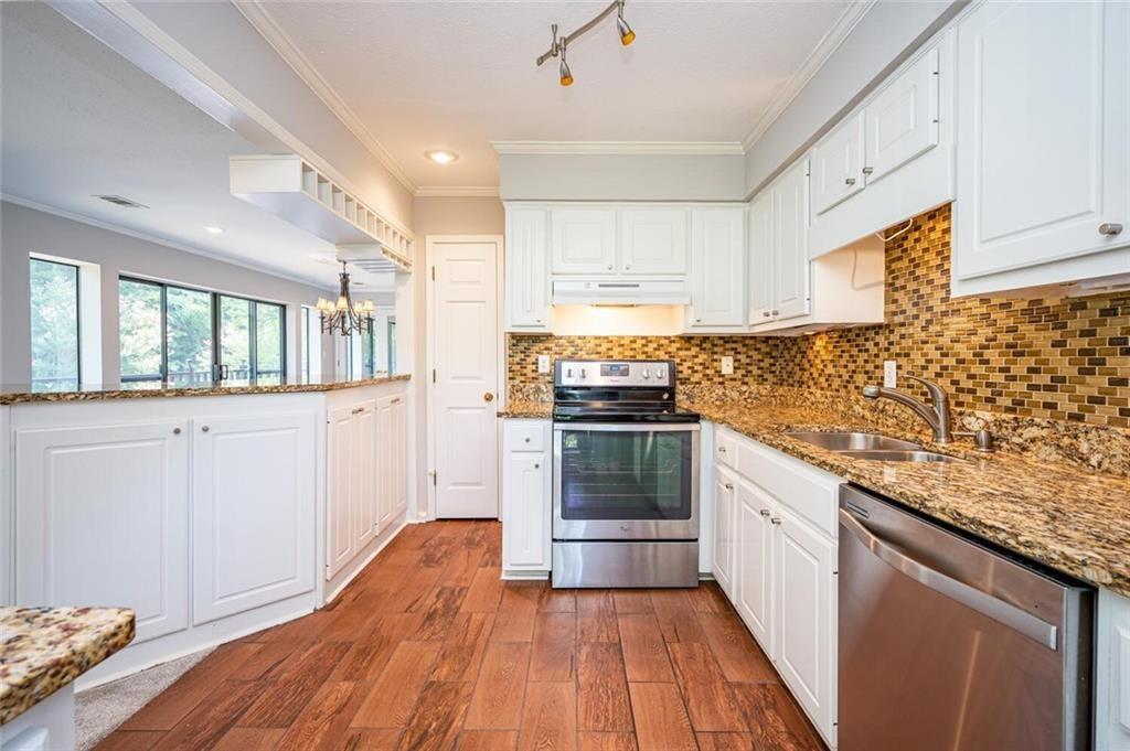 26202 Plantation Drive NE 202