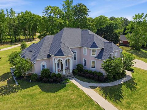 31 Meadow Lakes Terrace Cedartown GA 30125