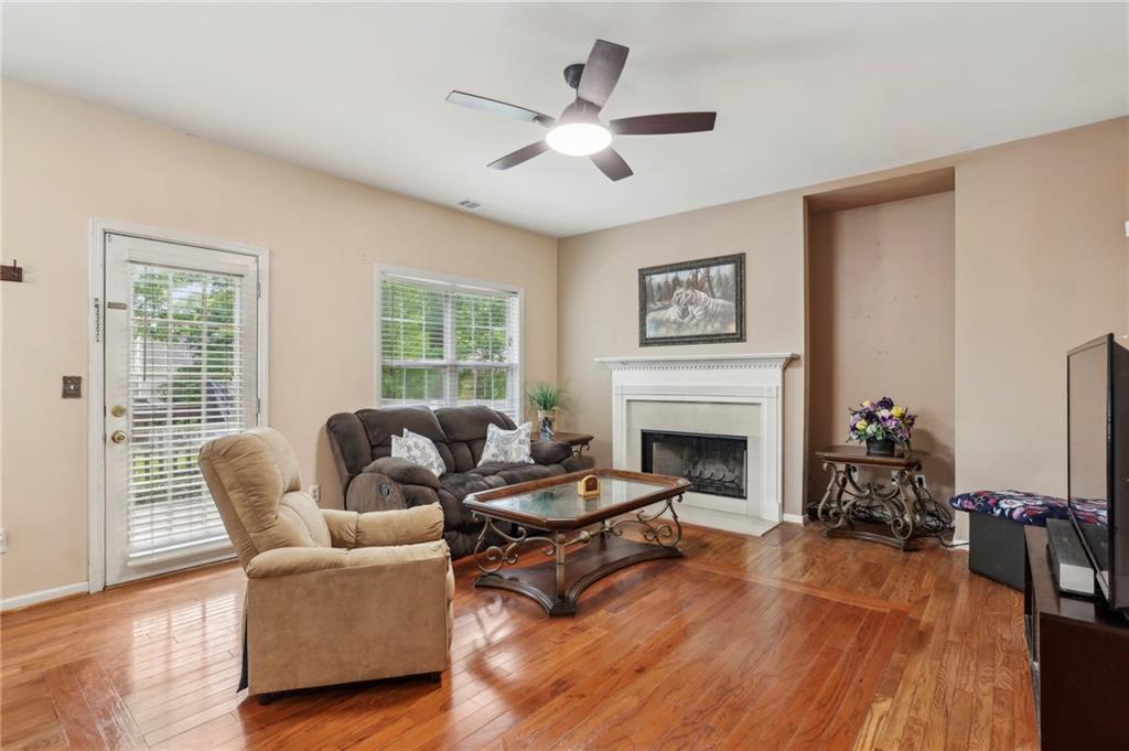 4560 Weathervane Drive, Alpharetta, Georgia image 6