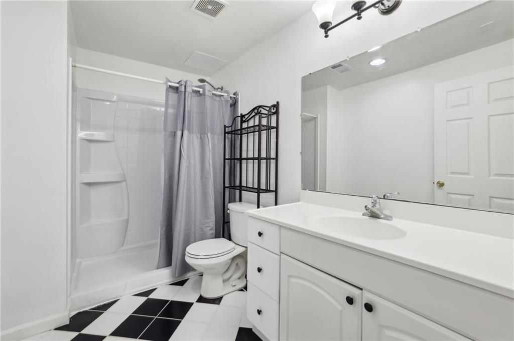 4560 Weathervane Drive, Alpharetta, Georgia image 18
