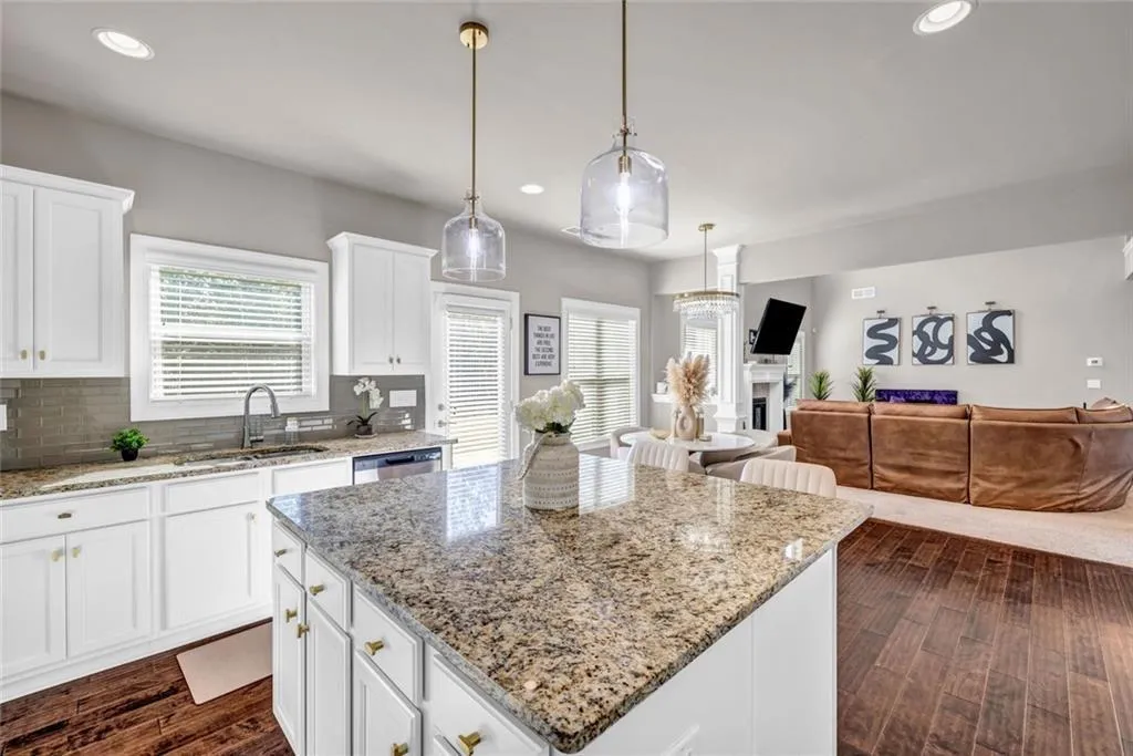 Douglasville, Georgia 30135, United States, 5 Bedrooms Bedrooms, ,3 BathroomsBathrooms,Residential,Active,226497