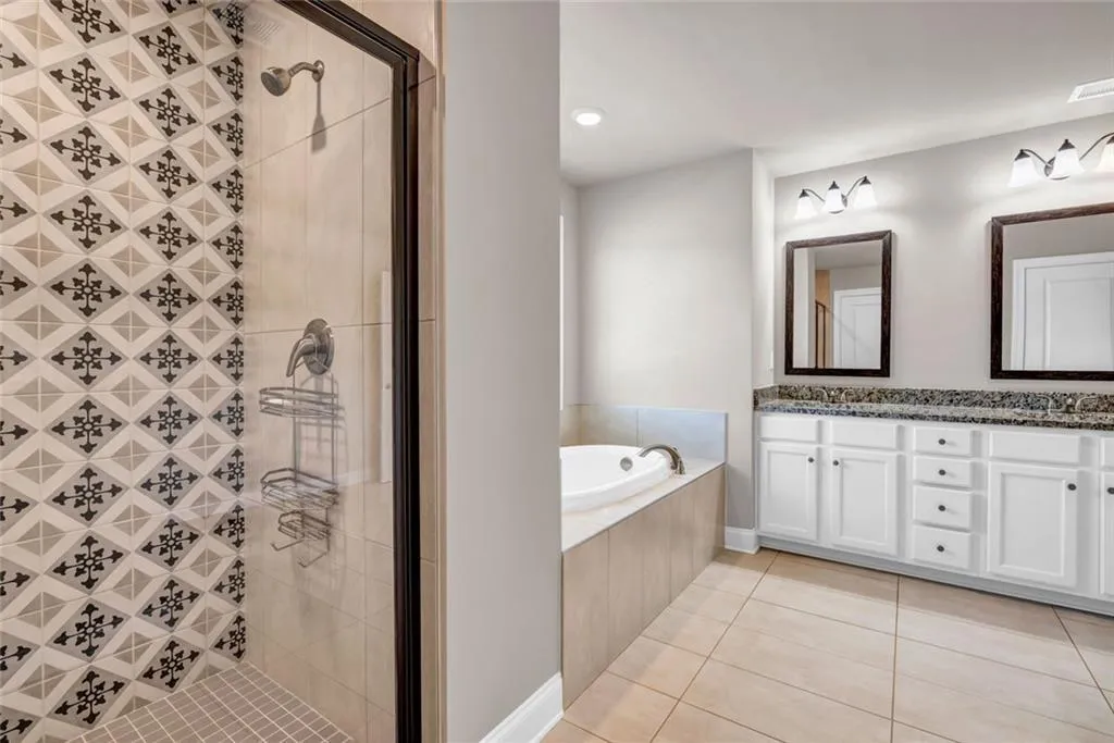 Douglasville, Georgia 30135, United States, 5 Bedrooms Bedrooms, ,3 BathroomsBathrooms,Residential,Active,226497