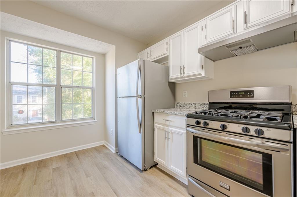 3754 Meadow Creek Drive