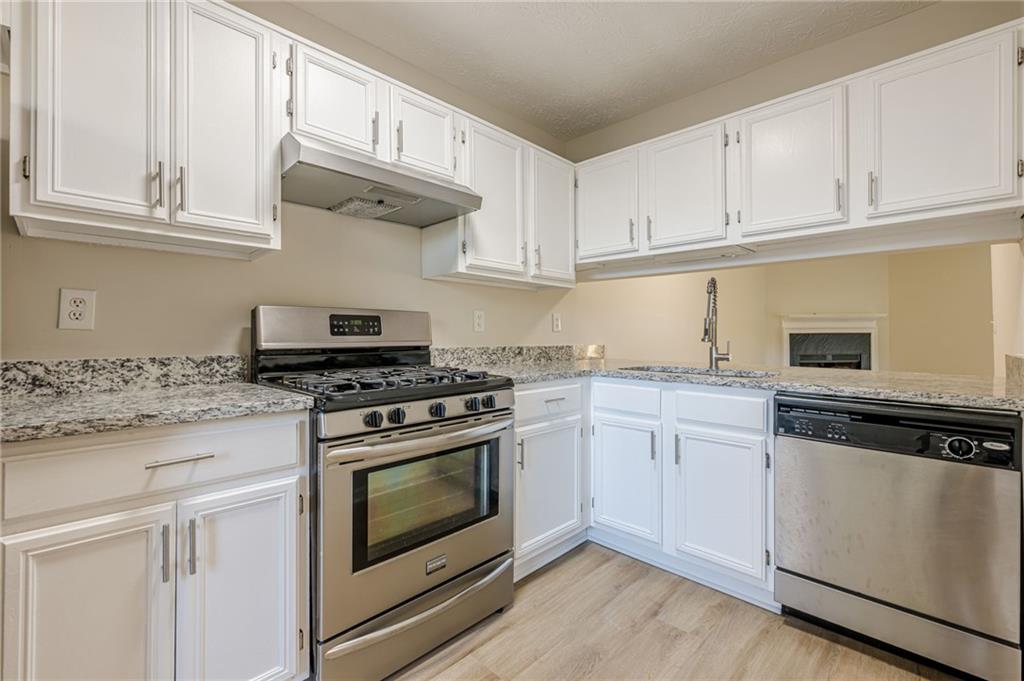 3754 Meadow Creek Drive