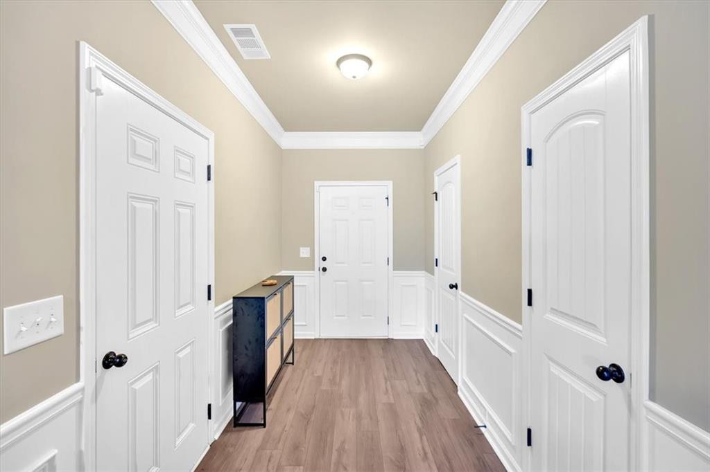 635 Oakside Place, Acworth, Georgia image 4