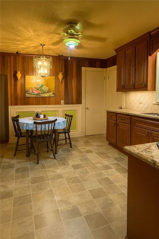 116 MOUNT CALVARY Road NW